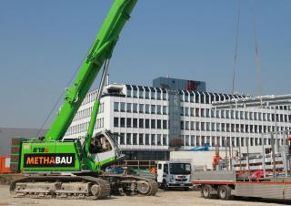 Macarale pe șenile - braț telescopic Sennebogen 673E