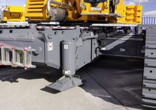 Macarale pe șenile - braț telescopic Liebherr LTR 1220