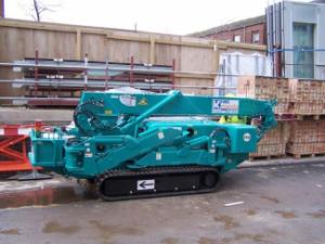 Macarale pe șenile - braț telescopic Maeda MC 305 CRME