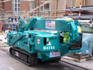Macarale pe șenile - braț telescopic Maeda MC 305 CRME