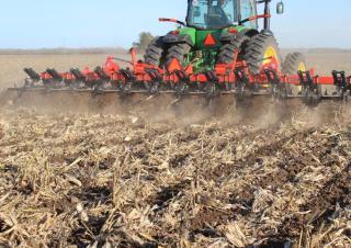 Cultivatoare Kuhn Gladiator 1210M-1240