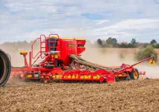 Mașini de însămânțat Väderstad Rapid A 800S