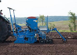 Mașini de însămânțat Lemken Saphir 8/400 DS 125