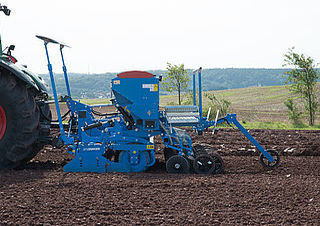 Mașini de însămânțat Lemken Saphir 8/400 DS 150