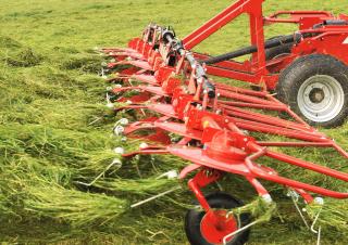 Mașini de întors fânul rotative Lely Lotus 600 Combi