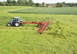Mașini de întors fânul rotative Lely Lotus 600 Combi