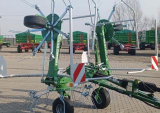 Mașini de întors fânul rotative Pronar PWP 530T