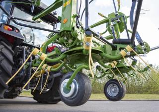 Mașini de întors fânul rotative Krone Vendro 470