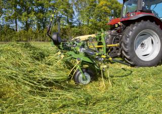 Mașini de întors fânul rotative Krone Vendro 620 Highland