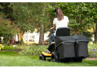 Mașini de tuns iarba Ride on și Tractoare de grădină Cub Cadet LR2 ES76