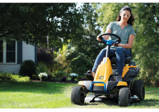 Mașini de tuns iarba Ride on și Tractoare de grădină Cub Cadet LR2 ES76