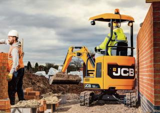 Mini excavatoare JCB 18Z-I