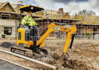 Mini excavatoare JCB 18Z-I