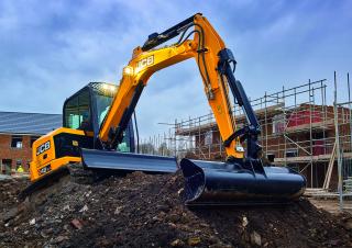 Mini excavatoare JCB 48Z-I
