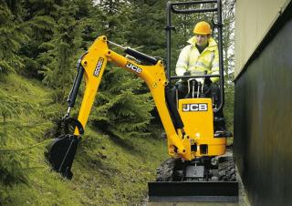 Mini excavatoare JCB 8008 CTS