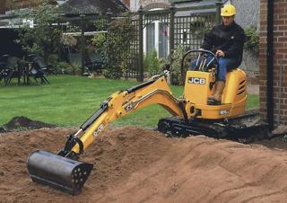 Mini excavatoare JCB 8010 CTS