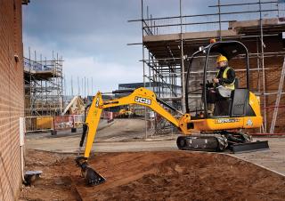 Mini excavatoare JCB 8016