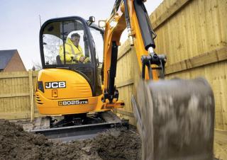 Mini excavatoare JCB 8025 ZTS