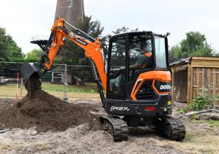Mini excavatoare Doosan DX27Z-7