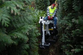 Mini excavatoare Bobcat E08