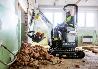 Mini excavatoare Bobcat E10e