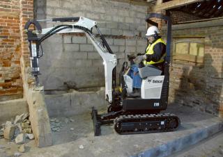 Mini excavatoare Bobcat E10z