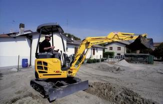 Mini excavatoare New Holland E18SR