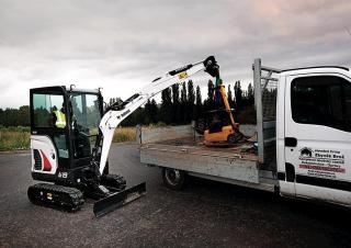 Mini excavatoare Bobcat E19