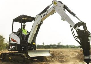 Mini excavatoare Bobcat E30
