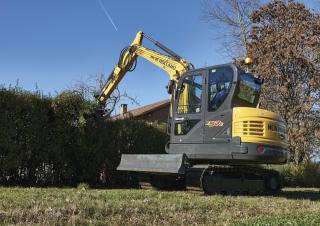 Mini excavatoare New Holland E57C