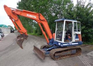 Mini excavatoare Kubota KH151