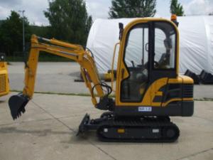 Mini excavatoare Neumeier NR 1.8