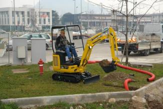 Mini excavatoare Komatsu PC16R-3