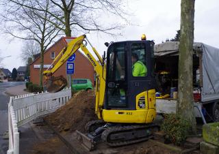 Mini excavatoare Komatsu PC16R-3HS
