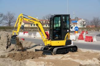 Mini excavatoare Komatsu PC26MR-3