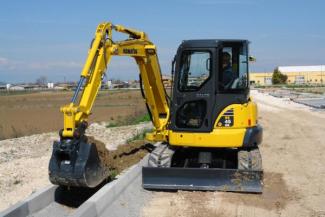 Mini excavatoare Komatsu PC45MR-3