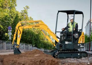 Mini excavatoare Hyundai R18-9AK