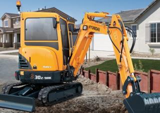 Mini excavatoare Hyundai R30Z-9AK
