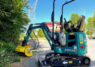 Mini excavatoare Sunward SWE08B