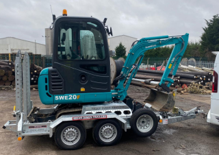 Mini excavatoare Sunward SWE20F 