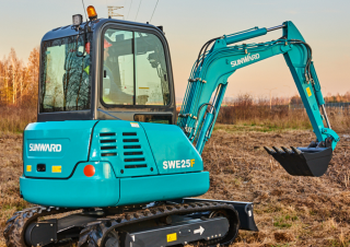 Mini excavatoare Sunward SWE25F