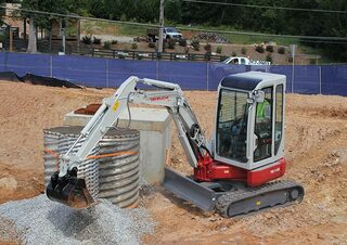Mini excavatoare Takeuchi TB 138 FR