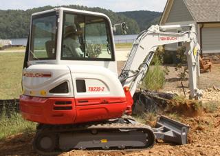 Mini excavatoare Takeuchi TB 235-2
