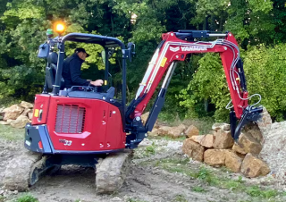Mini excavatoare Yanmar ViO33-7