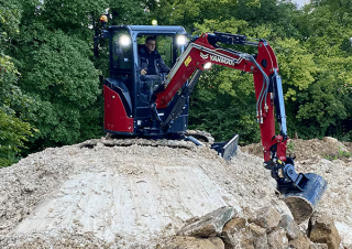 Mini excavatoare Yanmar ViO38-7