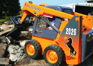 Mini încărcătoare Mustang 2026