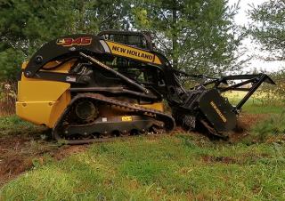 Mini încărcătoare New Holland C345