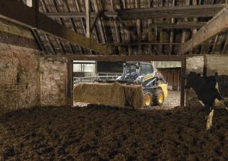 Mini încărcătoare New Holland L220