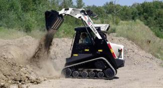 Mini încărcătoare Terex PT 80