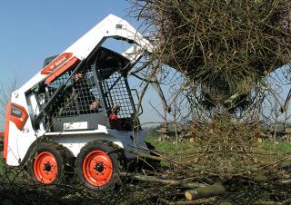 Mini încărcătoare Bobcat S100